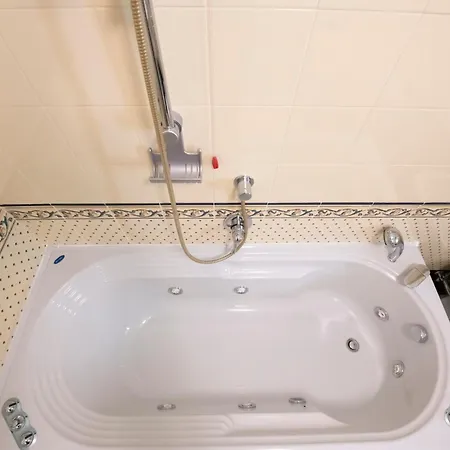 236 - Casa Corso Colombo - Centro Storico, Mare E A 200m - Parcheggio Gratis Incluso