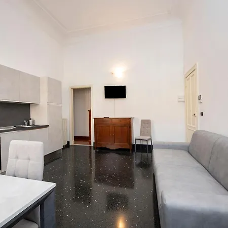 236 - Casa Corso Colombo - Centro Storico, Mare E A 200m - Parcheggio Gratis Incluso Lägenhet *