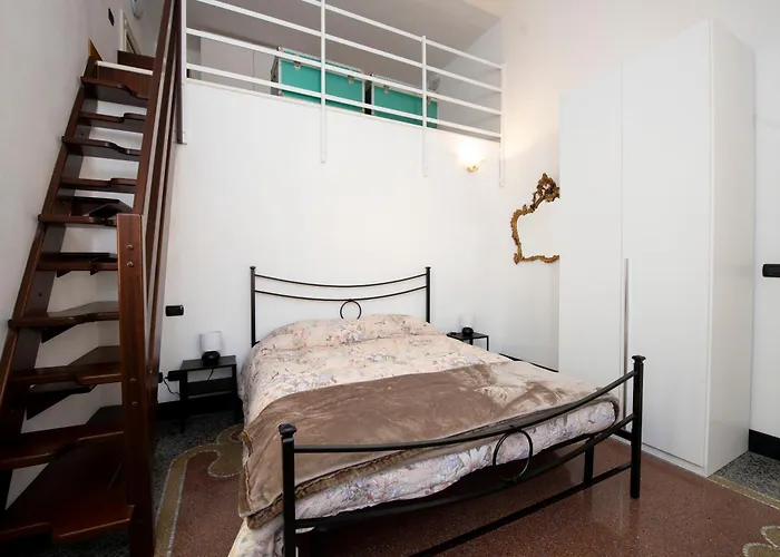 236 - Casa Corso Colombo - Centro Storico, Mare E A 200m - Parcheggio Gratis Incluso Lägenhet Sestri Levante