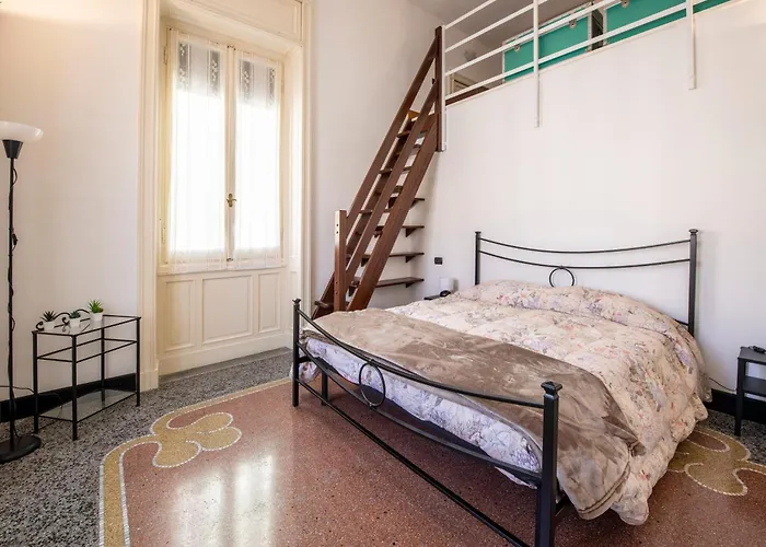 236 - Casa Corso Colombo - Centro Storico, Mare E A 200m - Parcheggio Gratis Incluso Lägenhet *