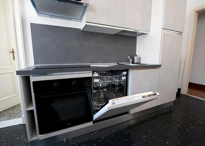 236 - Casa Corso Colombo - Centro Storico, Mare E A 200m - Parcheggio Gratis Incluso *